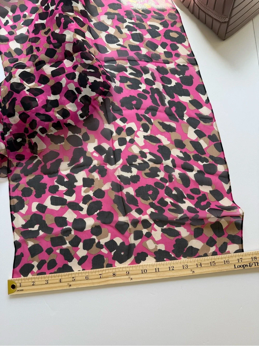Anne Klein Fuchsia Pink & Black Leopard Print Oblong Scarf